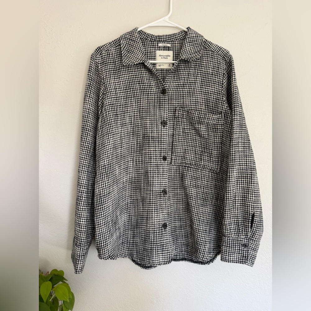 Abercrombie & Fitch Houndstooth Oversized Button Up Shirt